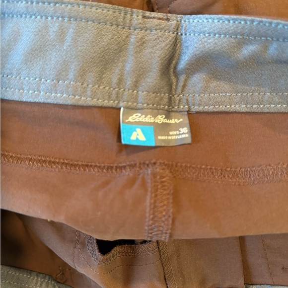 Orvis and Eddie Bauer Men’s Shorts NWOT Three (3) size 36 - Picture 10 of 12